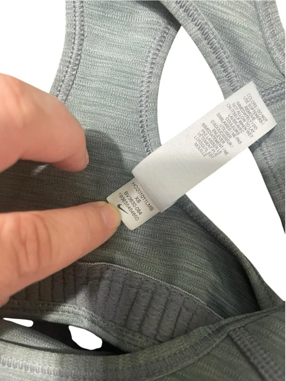 Nike Women’s XS Sports Bra Dri-Fit Non-Padded BV3630 084 Gray Smoke